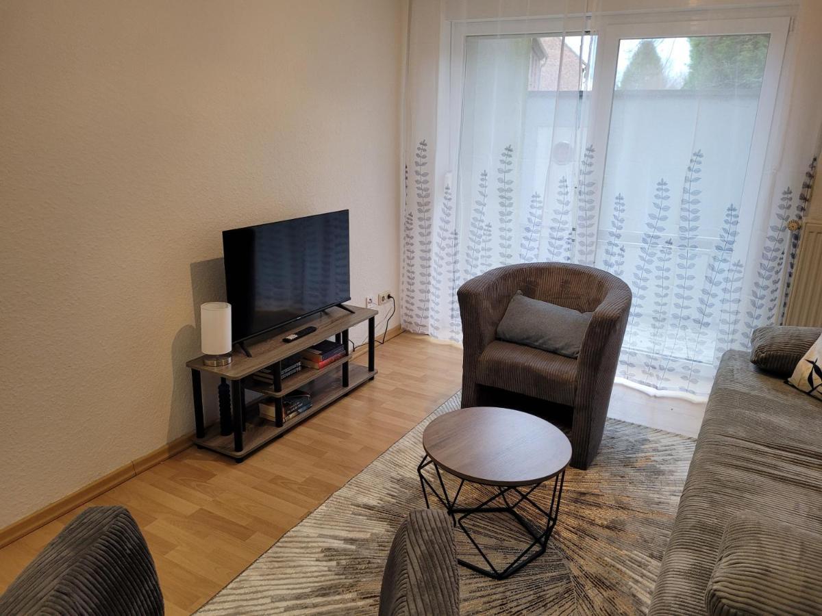 Wohnung In Oberhausen: Zentral & Ruhig, Eigener Eingang Oberhausen  Esterno foto