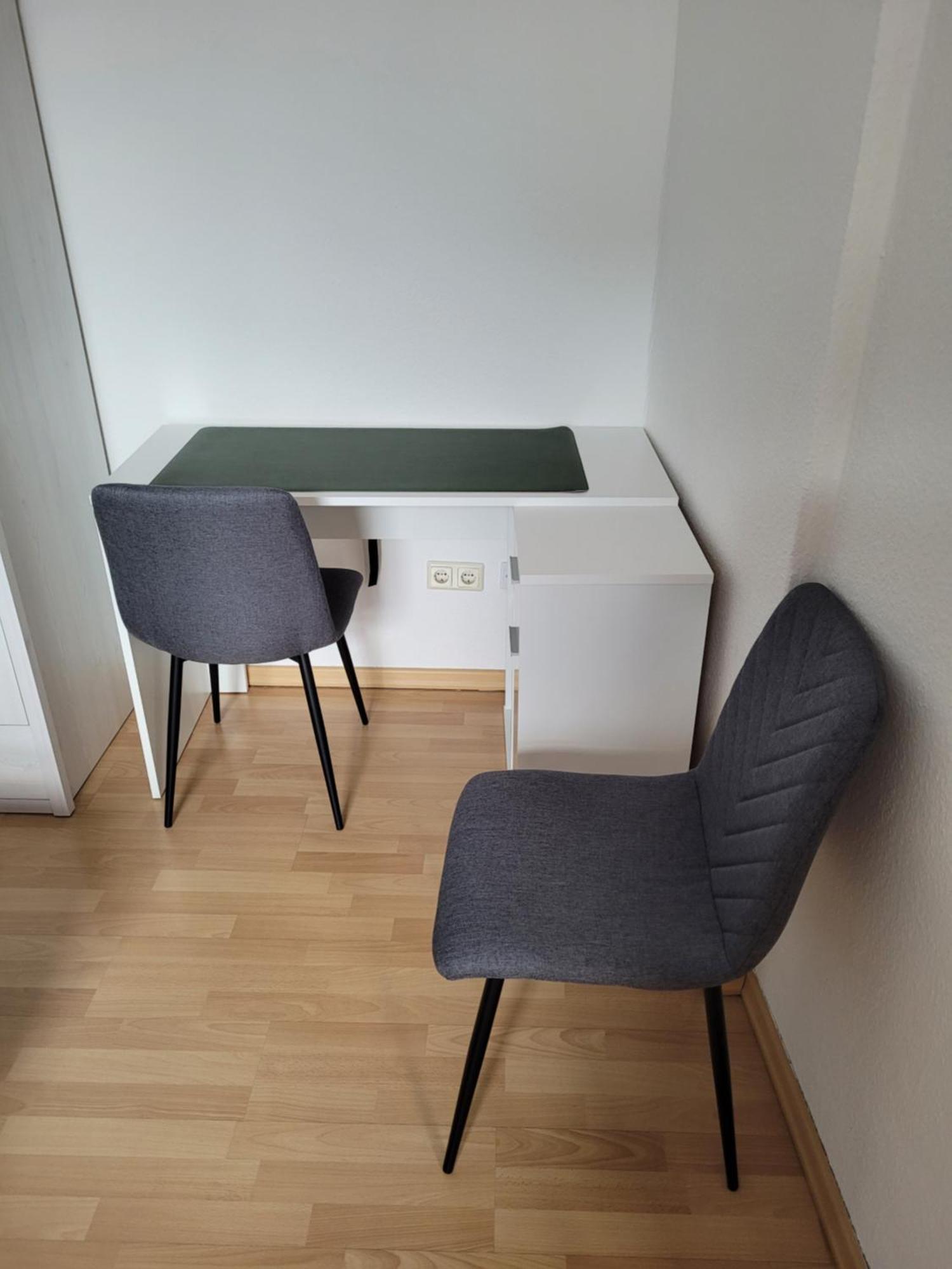 Wohnung In Oberhausen: Zentral & Ruhig, Eigener Eingang Oberhausen  Esterno foto