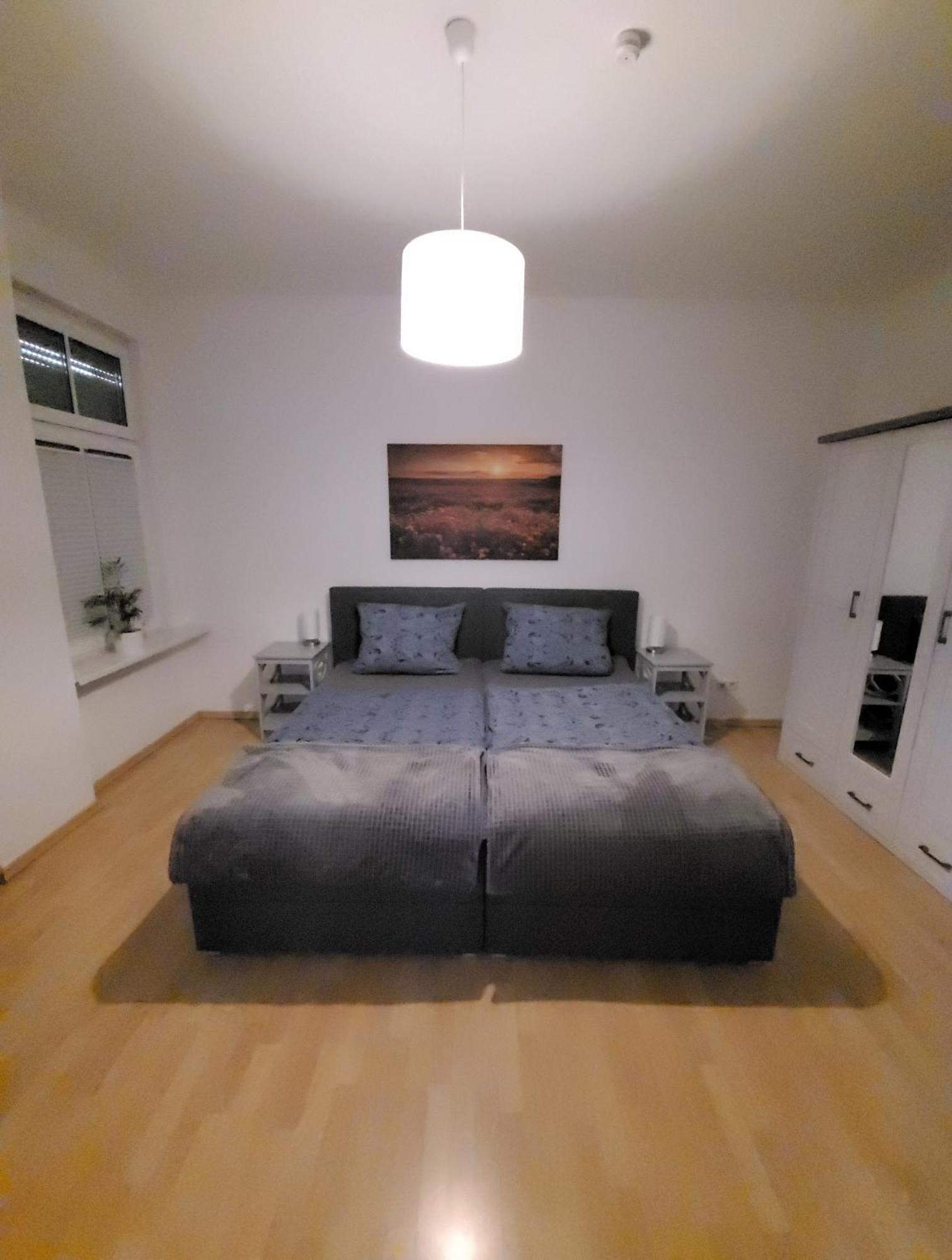 Wohnung In Oberhausen: Zentral & Ruhig, Eigener Eingang Oberhausen  Esterno foto